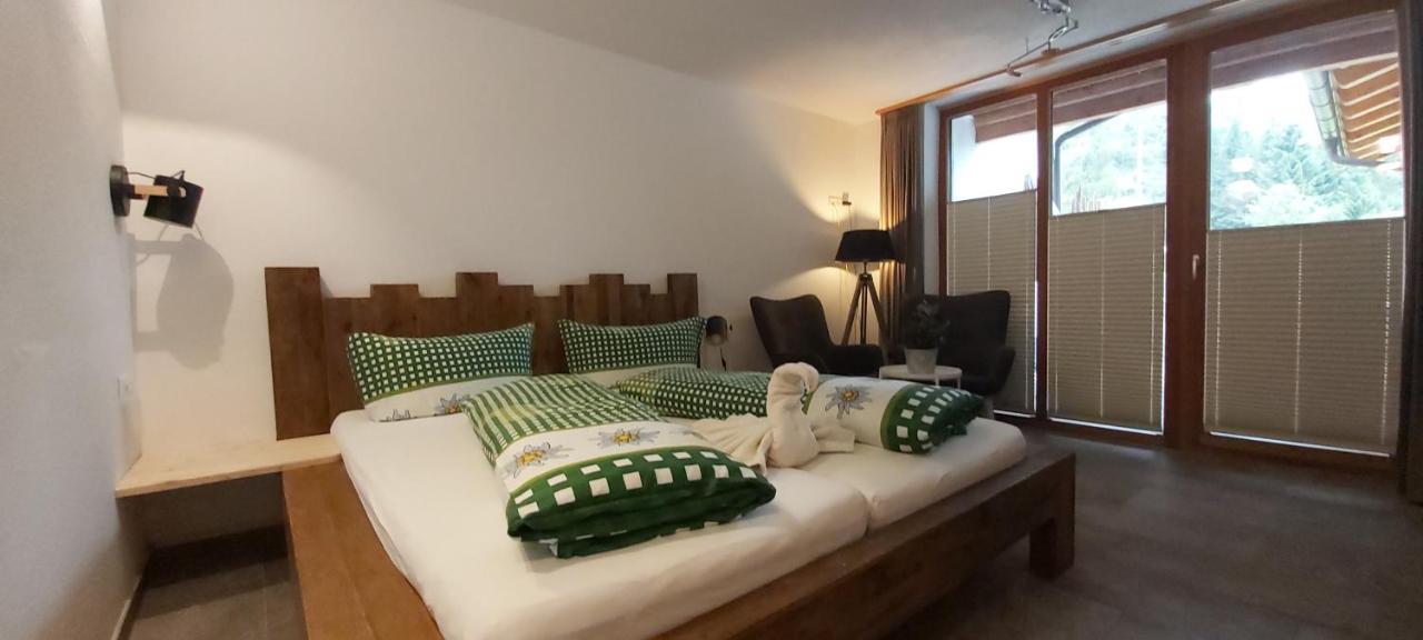 Zugspitzchalets บีเบอร์เวียร์ ภายนอก รูปภาพ